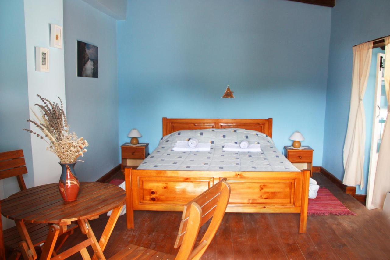 Bed and Breakfast Aperanti Agrotourism Pera Orinis Zimmer foto